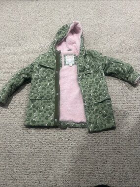 Cat & Jack Green Camo Hooded Puffer Jacket with Pink Sherpa Lining